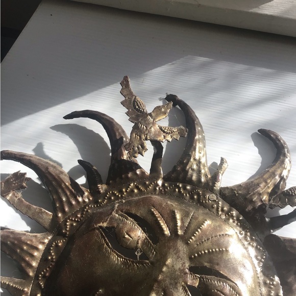 Birds Flying to the Sun-cut and pressed tin wall hanging - Picture 5 of 12